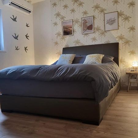 Chambre Climatisee Et Cosy Auberge Du Manala Hotel 24 24 Saint-Louis  Exterior foto